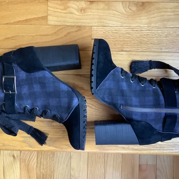Splendid Celine High Heeled Suede Ankle Boots Black Gray Plaid SZ 9.5 NWOT - Picture 6 of 16